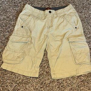 7 for all mankind cream cargo shorts Size 12 Boys Youth